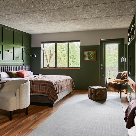 Hunter Lodge, A Bluebird By Lark Exterior foto
