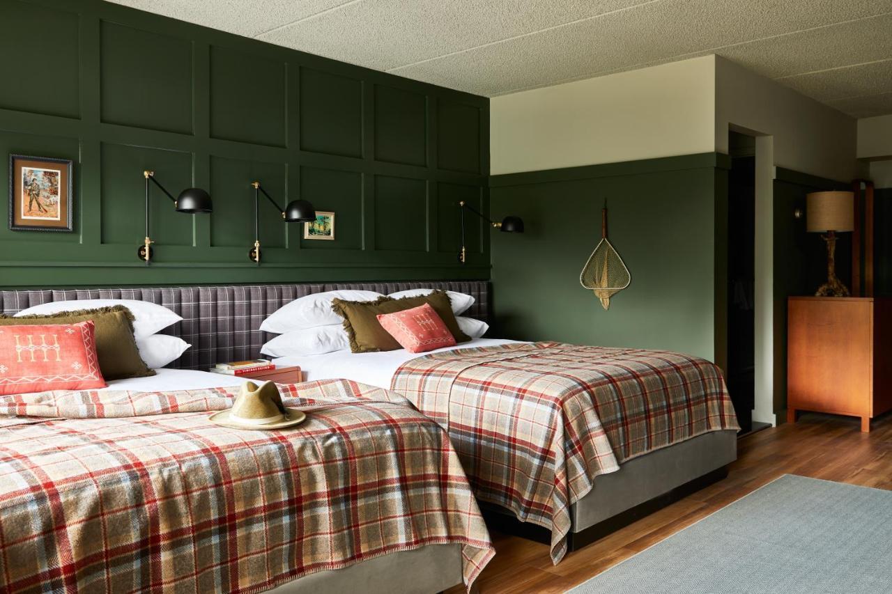 Hunter Lodge, A Bluebird By Lark Exterior foto