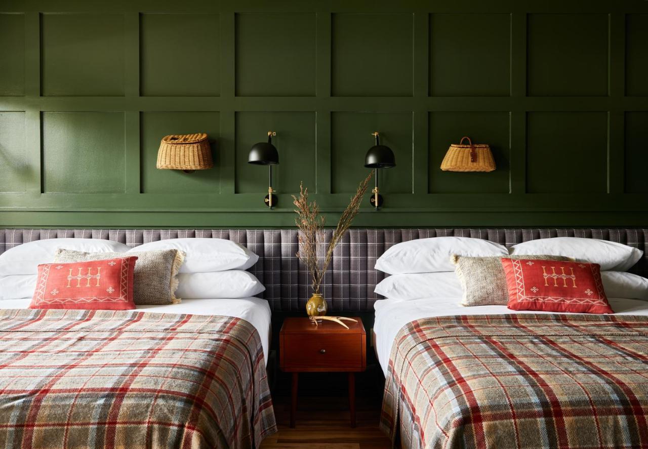 Hunter Lodge, A Bluebird By Lark Exterior foto