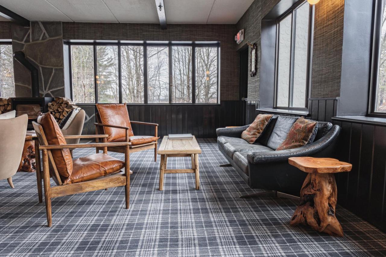Hunter Lodge, A Bluebird By Lark Exterior foto